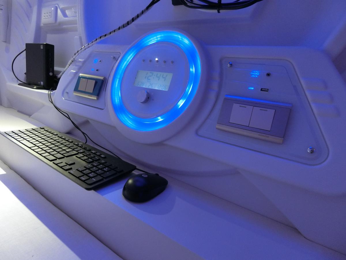 Capsule Hotel Manyudo Kyoto Dış mekan fotoğraf